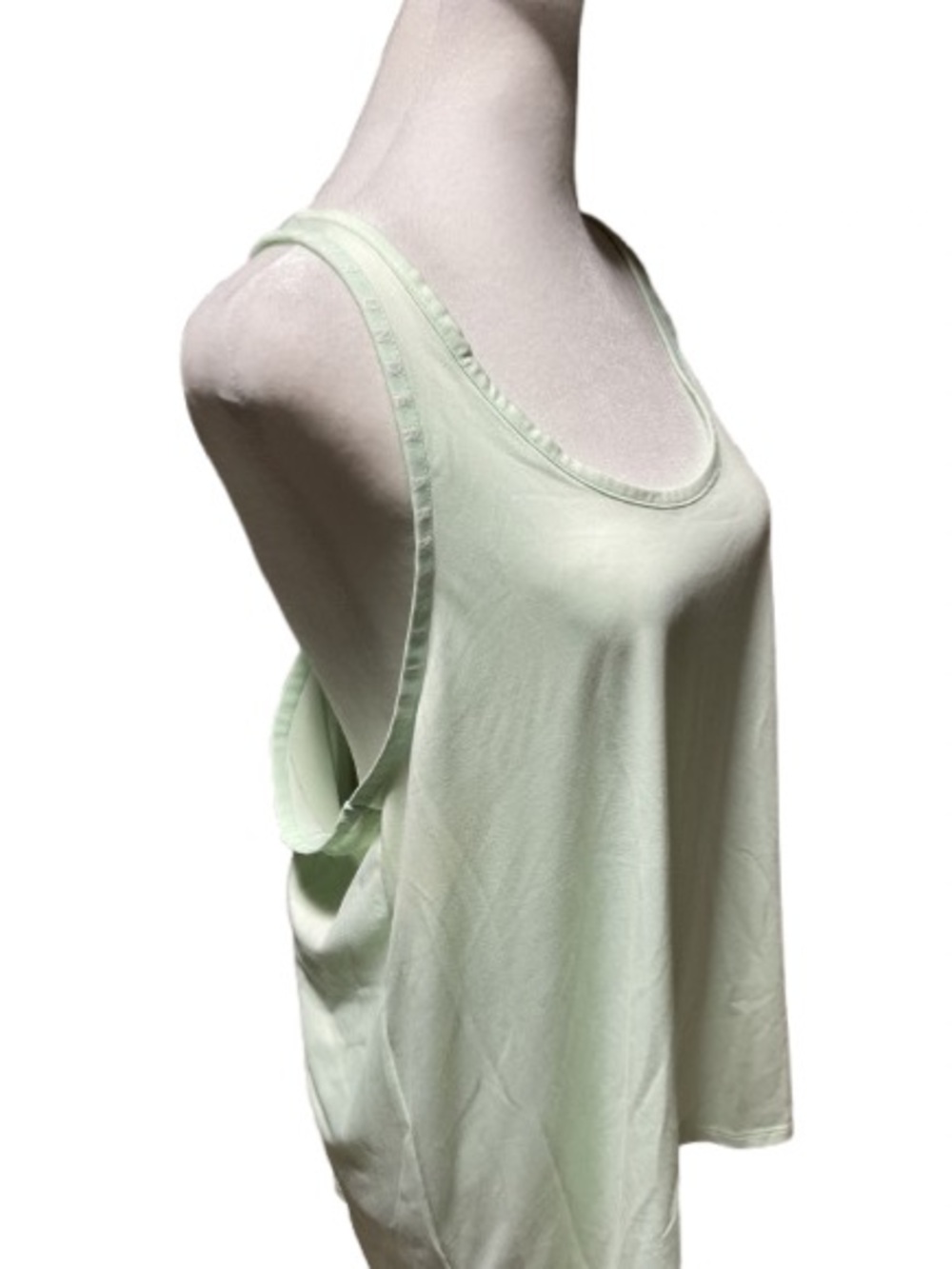 Under Armour Performance Tank - Picture 6 of 11